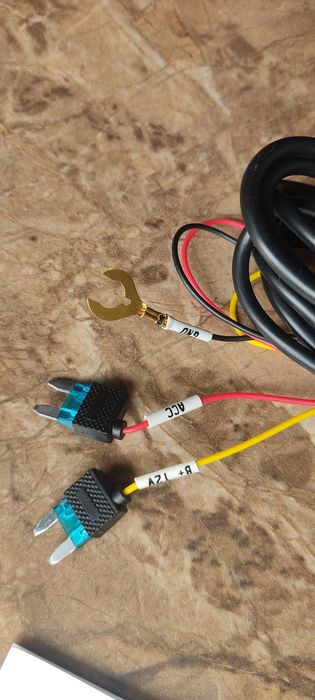 Автомобільний wi fi відеореєстратор