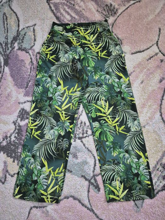 Spodnie marki Monnari