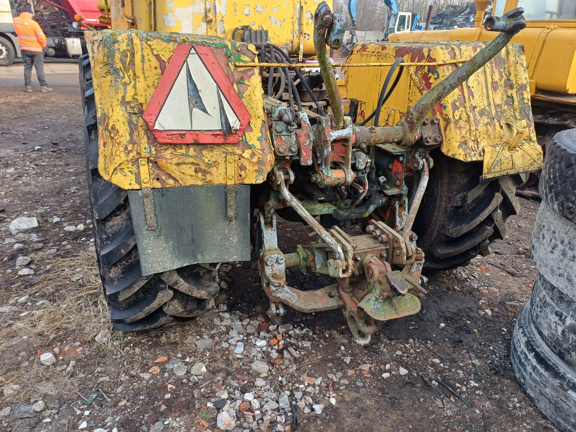 Kirowiec t150 części