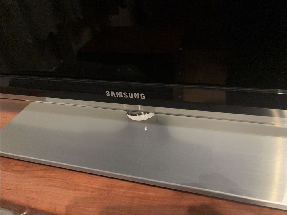 Telewizor Samsung UE40C6500, 40 cale, stan idealny
