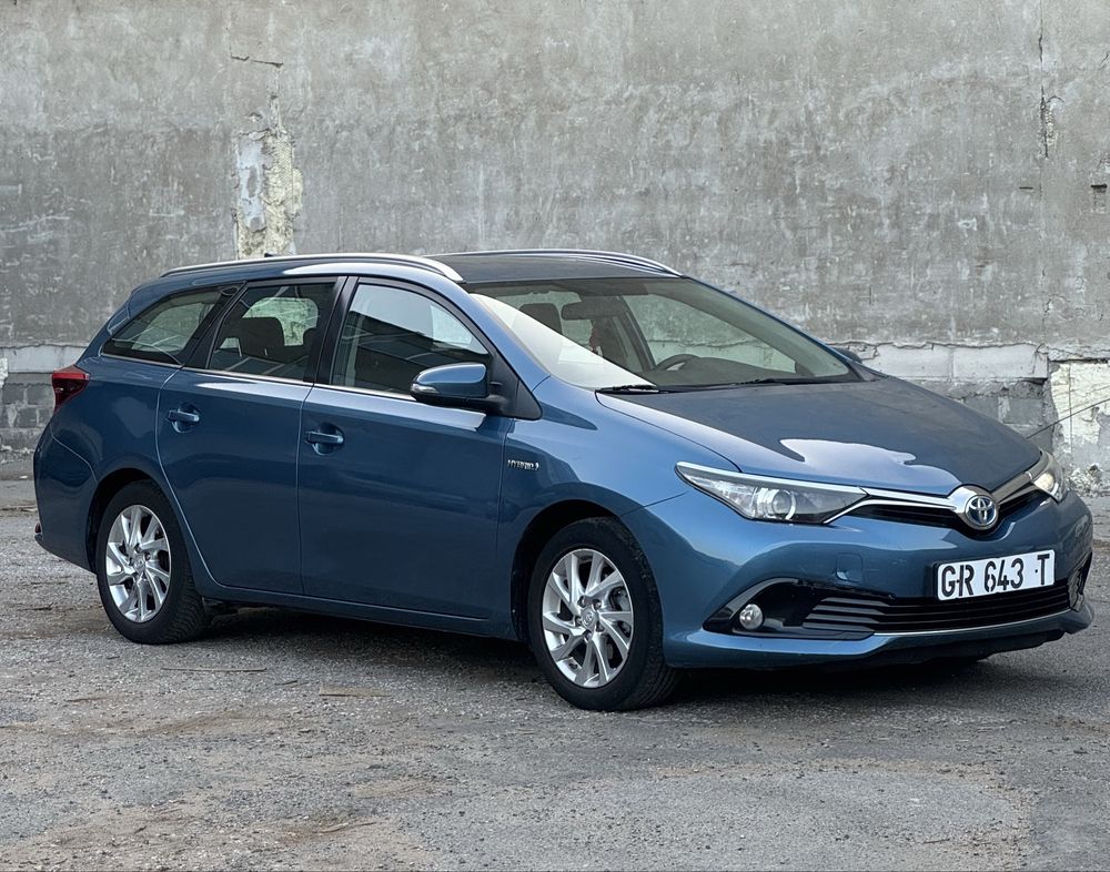 Toyota Auris Hybryd