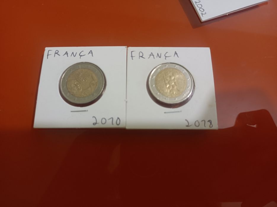Moedas e notas diversas