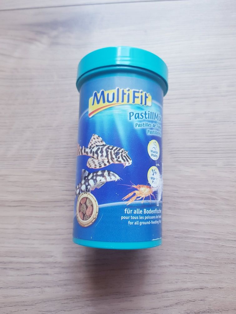 Karma dla wszystkich ryb ozdobnych Multi Fit  110g / 250ml