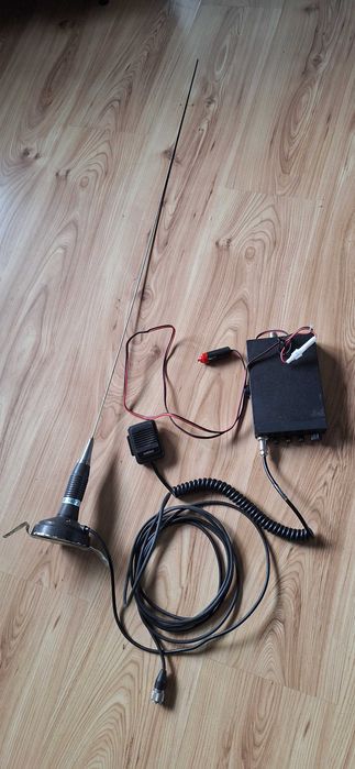 Cb radio cbradio uniden PRO 520 XL + antena sirio 110cm