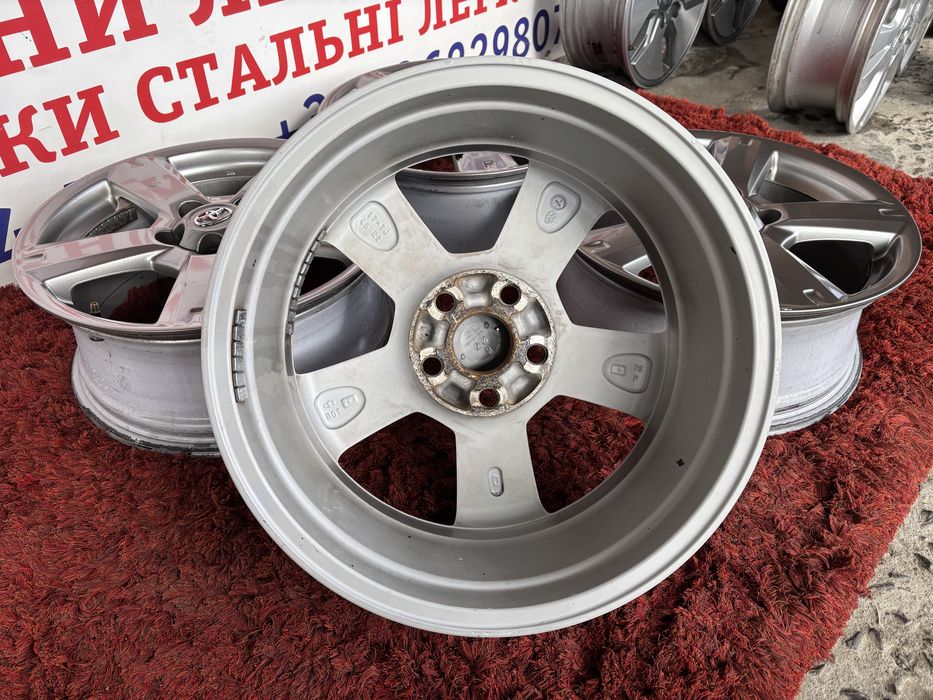 Original Toyota Rav4 R17 5x114,3