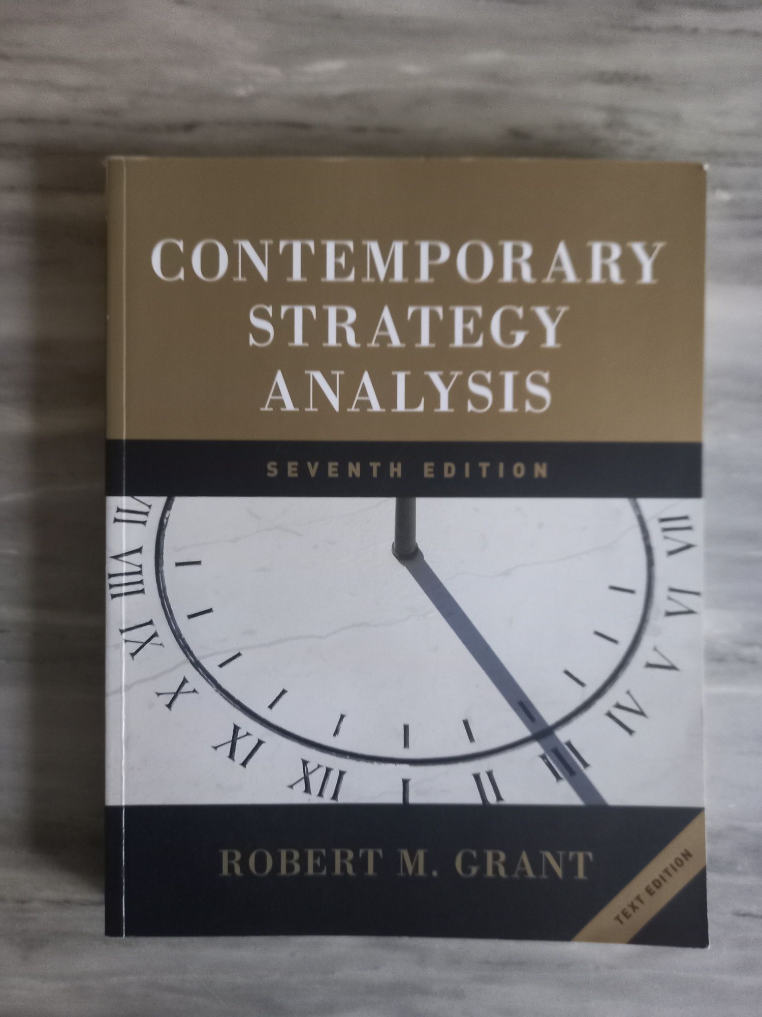 Livro de estudo Contemporary Strategy Analysis 7th Edition