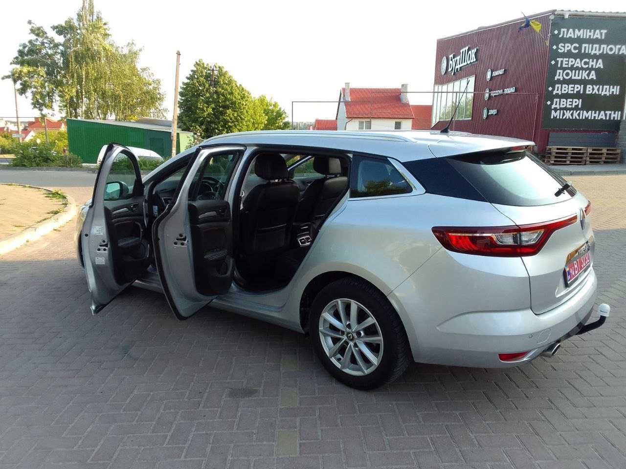 Автомобіль Renauit  Megane4