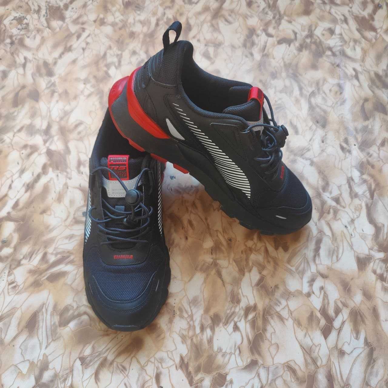 Кросівки Adidas Ozweego 42 (26,5см) та Puma Rs 3 Synth Pop 41 (26,5см)