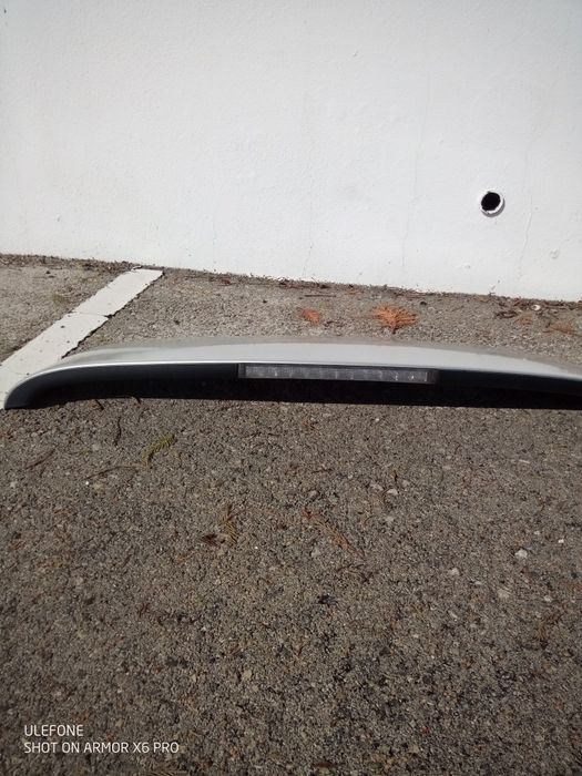 Vendo aileron para Rover 25 ( deve dar para outras marcas)