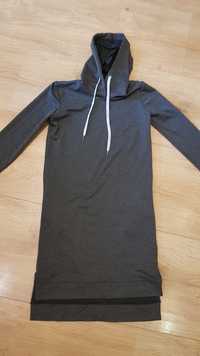 Спортивное платье с карманами и капюшоном темно-серое 42 размер