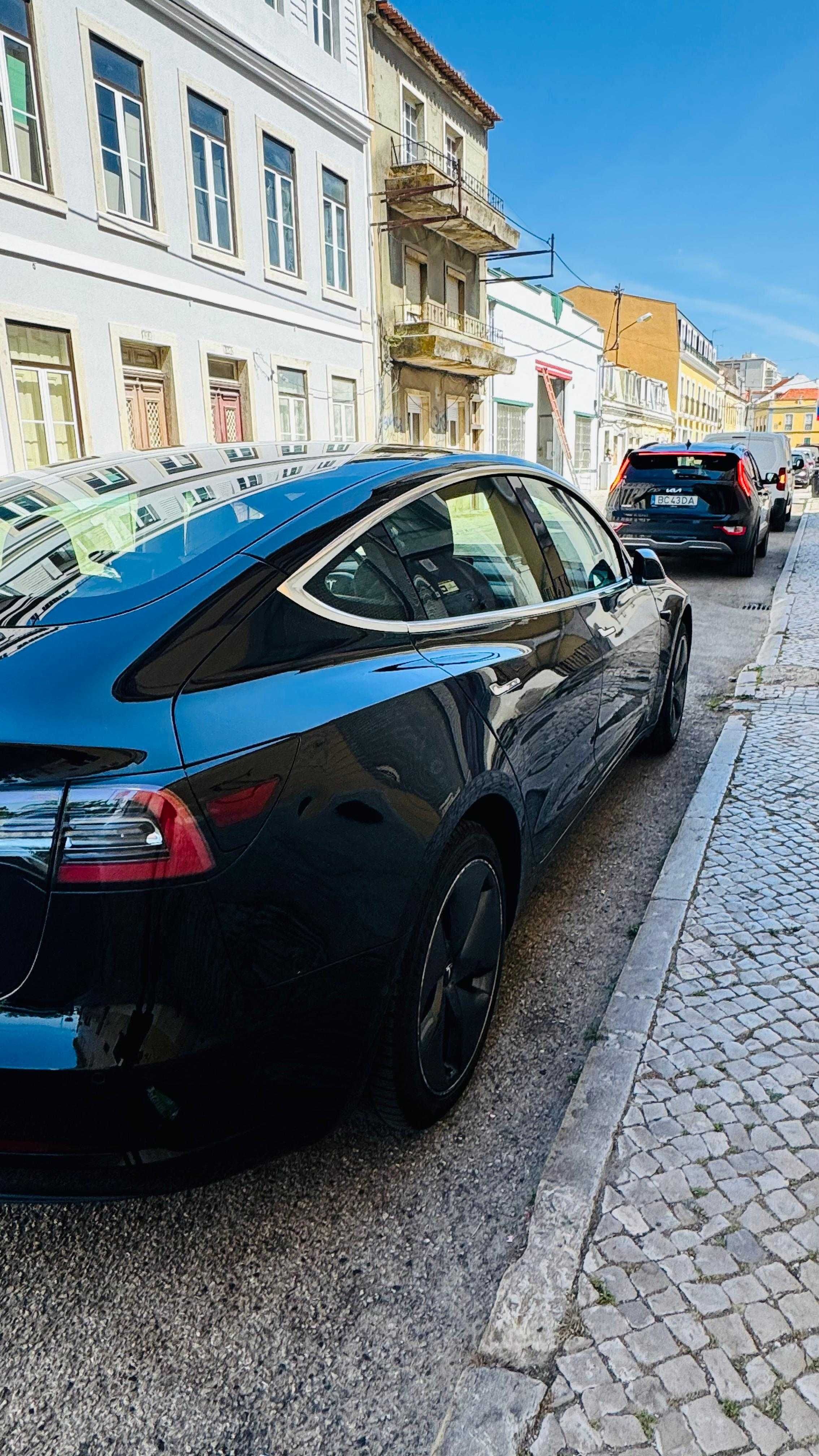 Tesla Model 3 2020