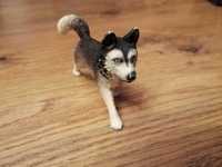 Pies rasy Husky, figurka Schleich