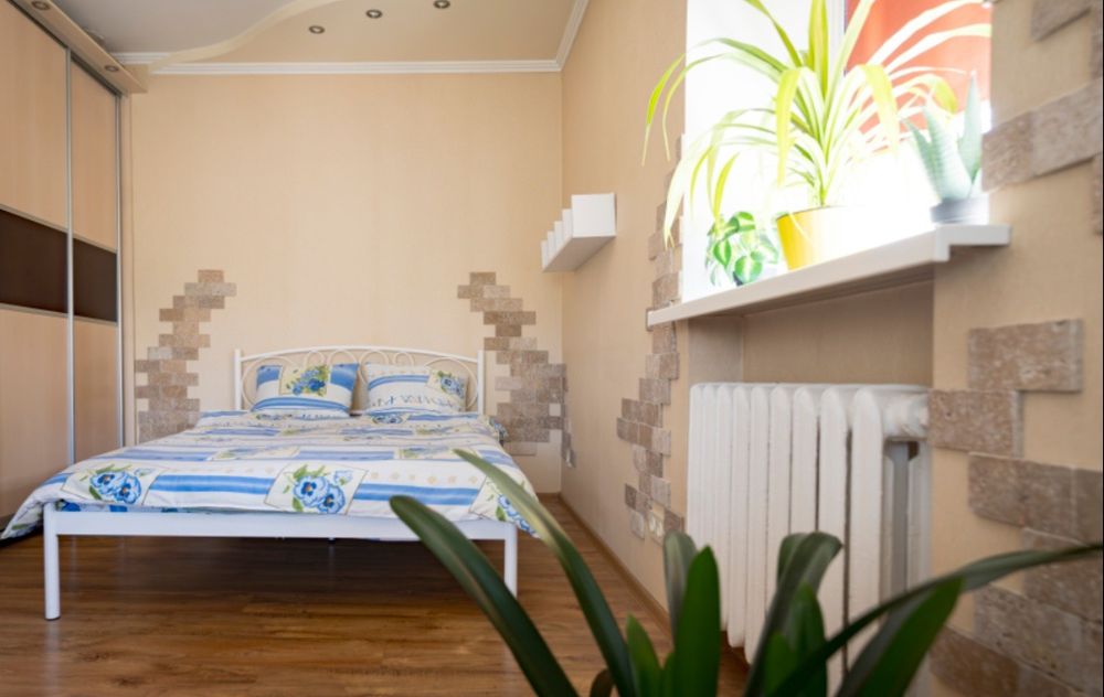 Солнечный. Набережная. 1 кв от собственника Почасово и Посуточно