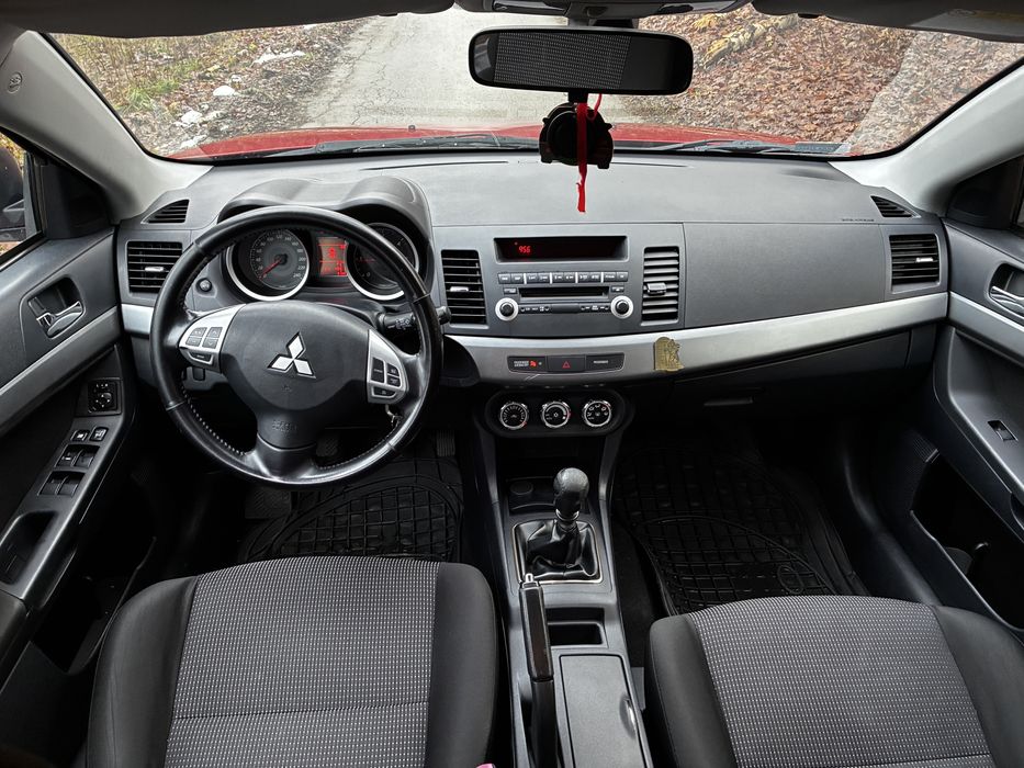 Mitsubishi lancer 2010r 2.0did