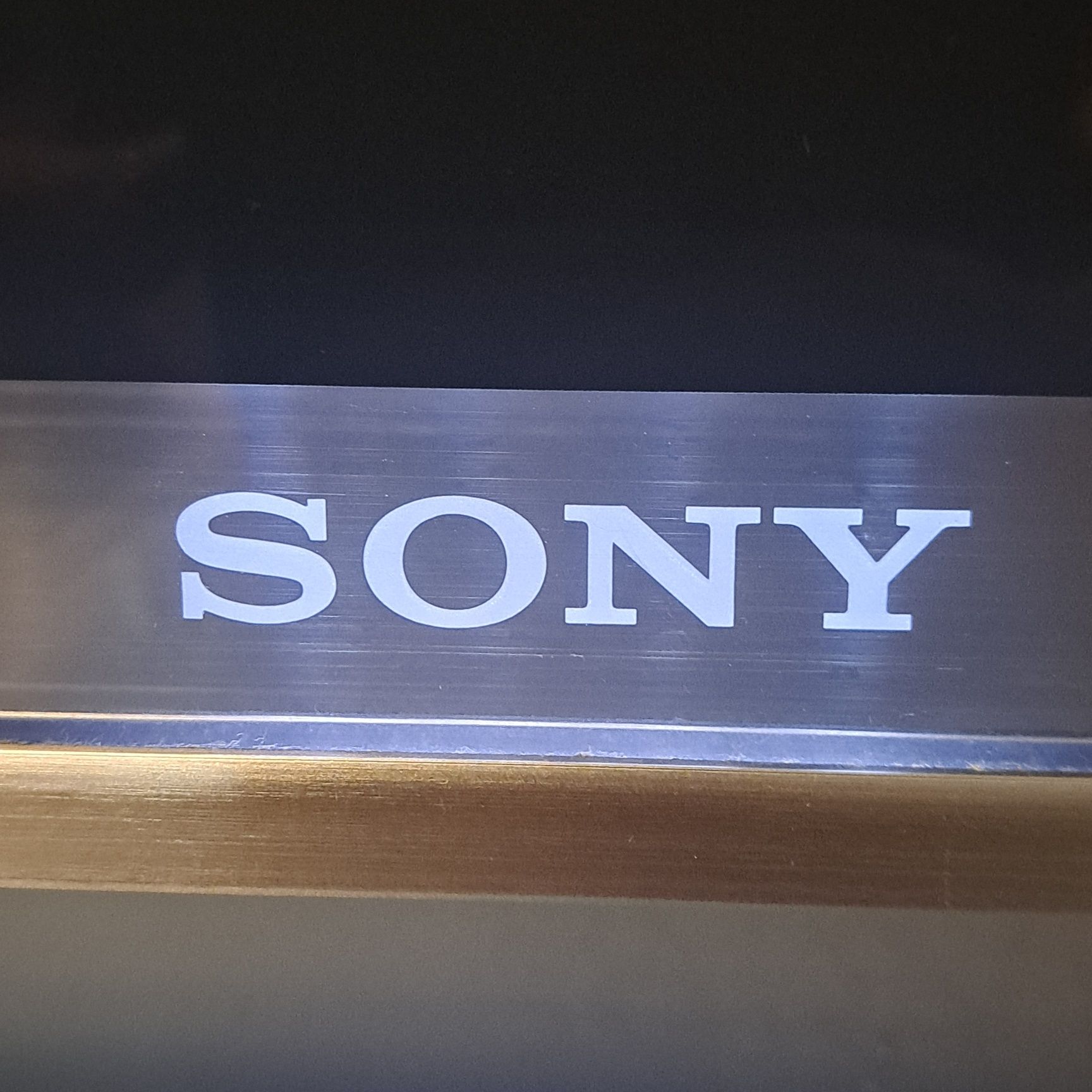 Телевізор Sony Wega Engine