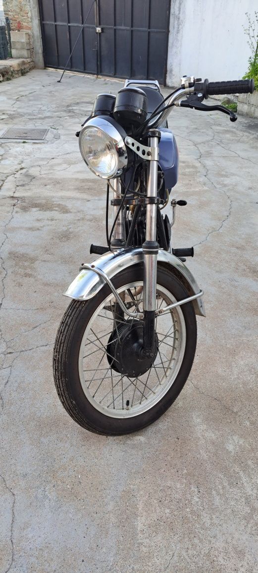 Motorizada Casal K602