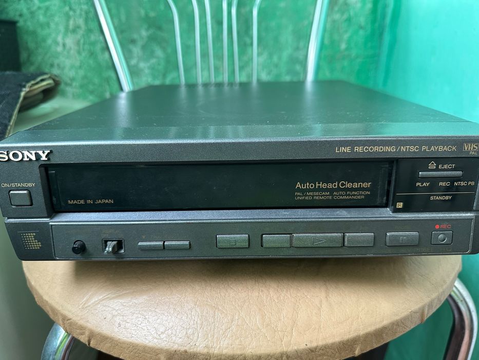 Продам відеоплеєр