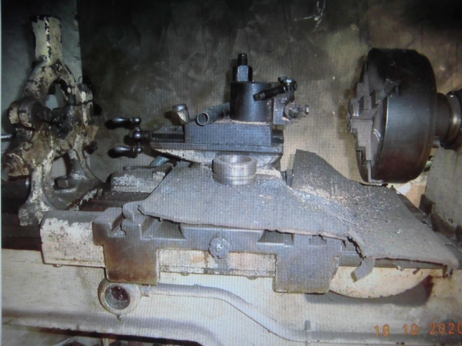 Torno mecanico uzado