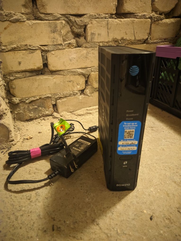 Arris BGW210-700 Bramka szerokopasmowa modem WiFi