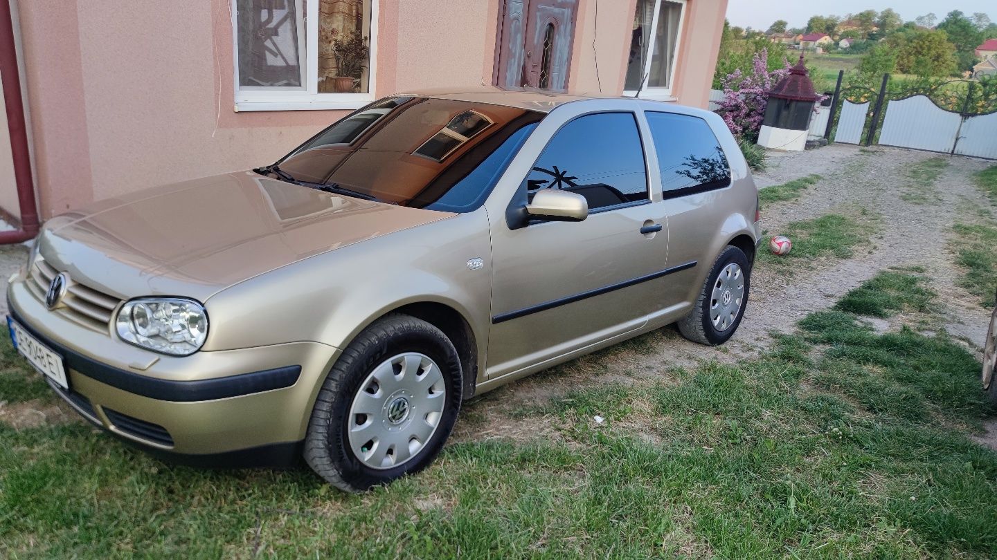 Volkswagen Golf 4