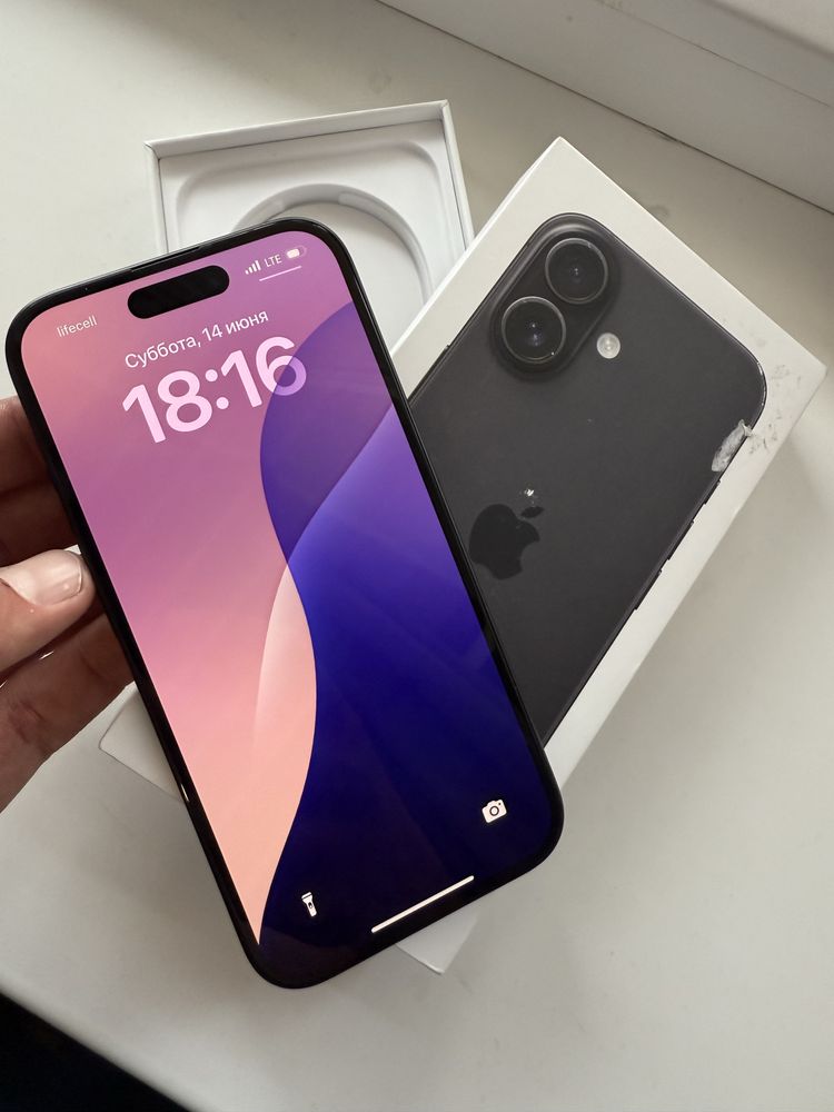 iPhone 16 128gb (open box)