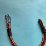 Pulseira entrelaçada