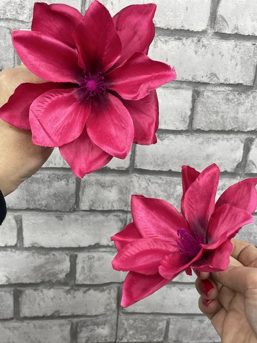 Magnolia , 2 kolory , 12 szt . kwiaty sztuczne