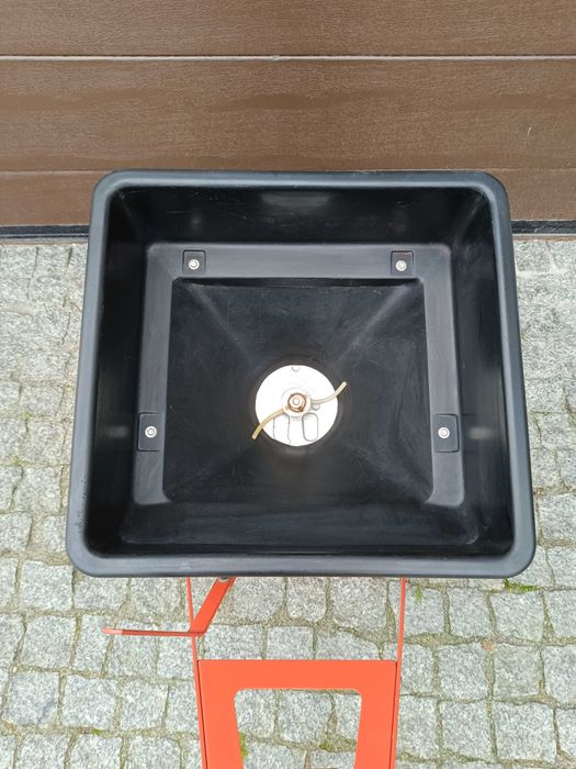 Rozsiewacz SOLARKA PIASKARKA RAUCH K 51 siewnik do nasion piasku soli