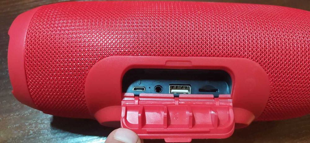 Продам.  блютуз колонку