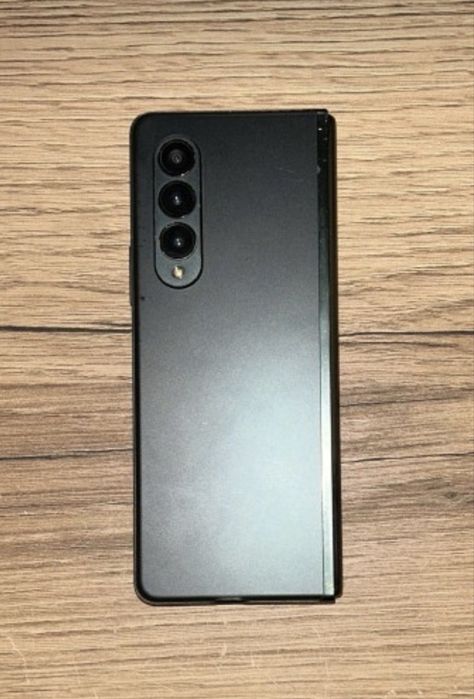 Samsung galaxy Z Fold 3