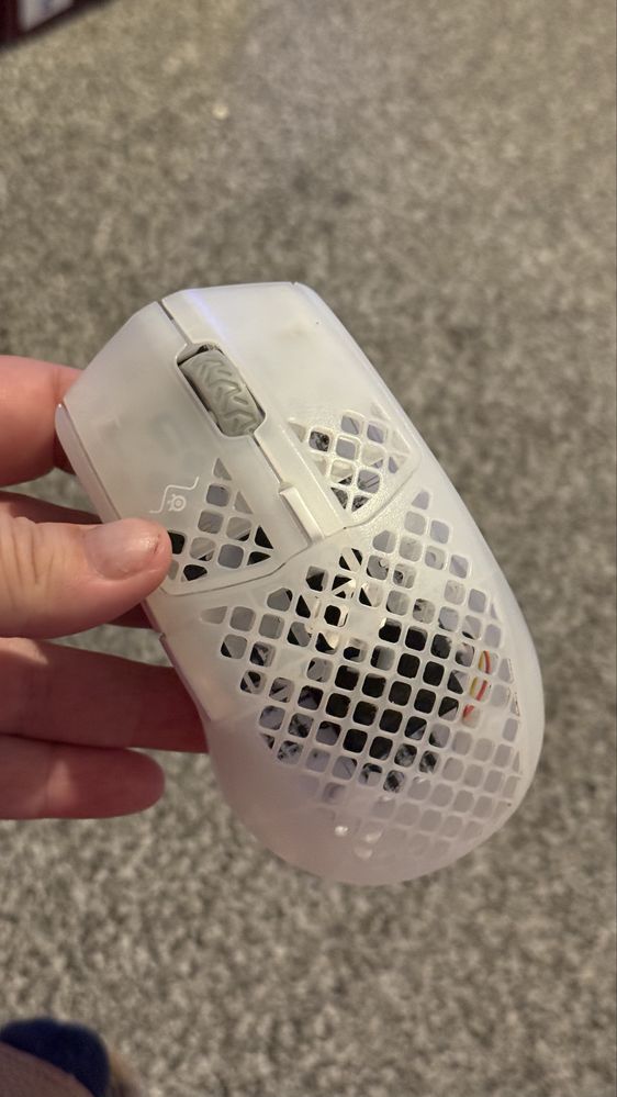 Mysz gamingowa SteelSeries Aerox 3 Wireless Ghost limitowana wersja
