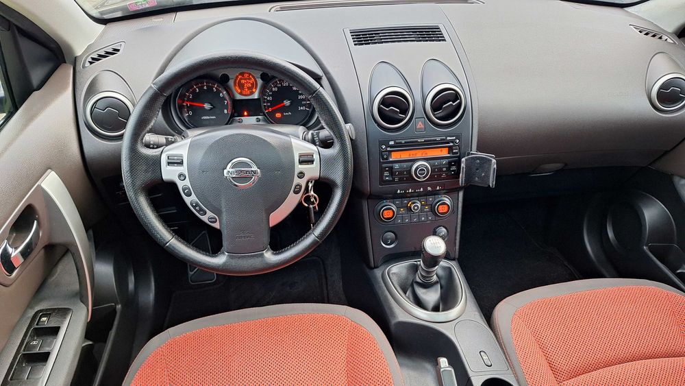 Nissan Qashqai 2,0 Benz/Climatronic/Panorama/194000km