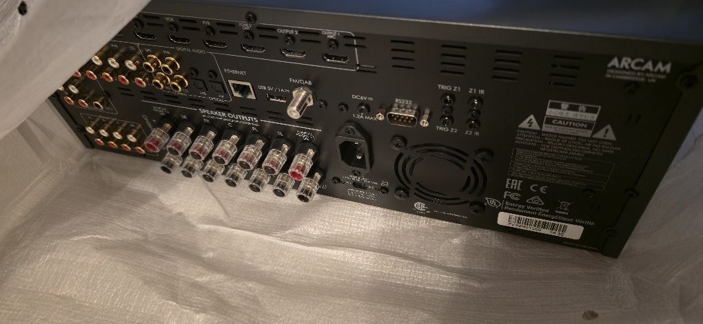 Ampituner ARCAM AVR 390 ATMOS