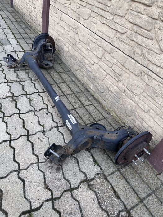 Oś tył Belka zawieszenia Opel Astra K