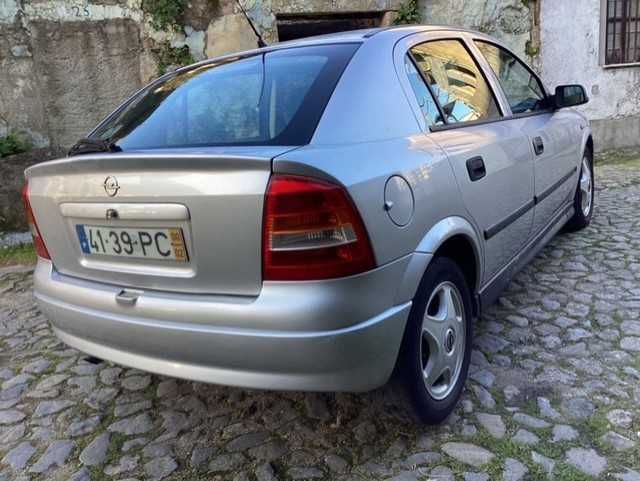 Astra ano 2000 - BARATO