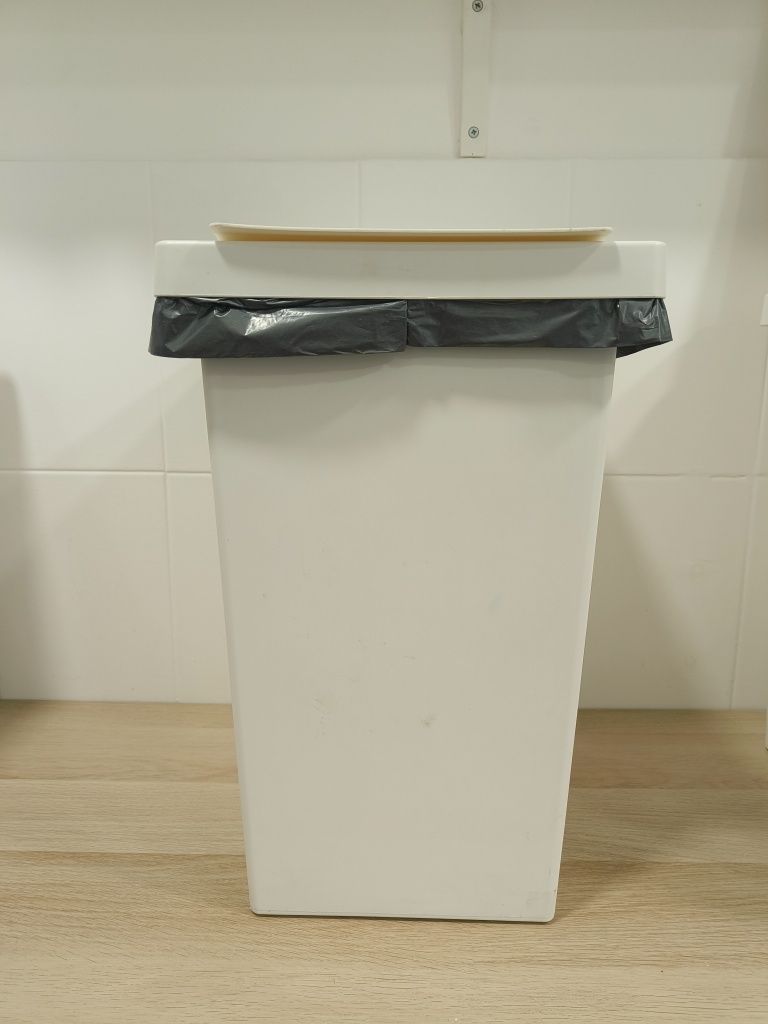 Caixote do Lixo Branco - FILUR - IKEA