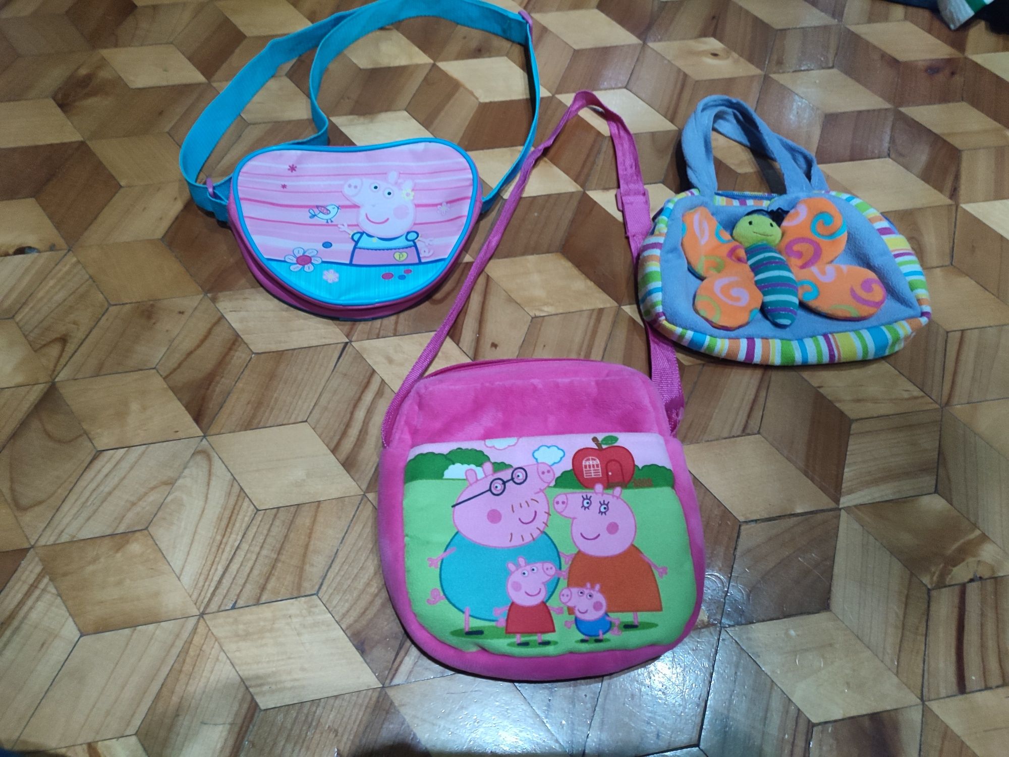 Torebeczki świnka Peppa 2szt +1 totebka z motylkiem gratis