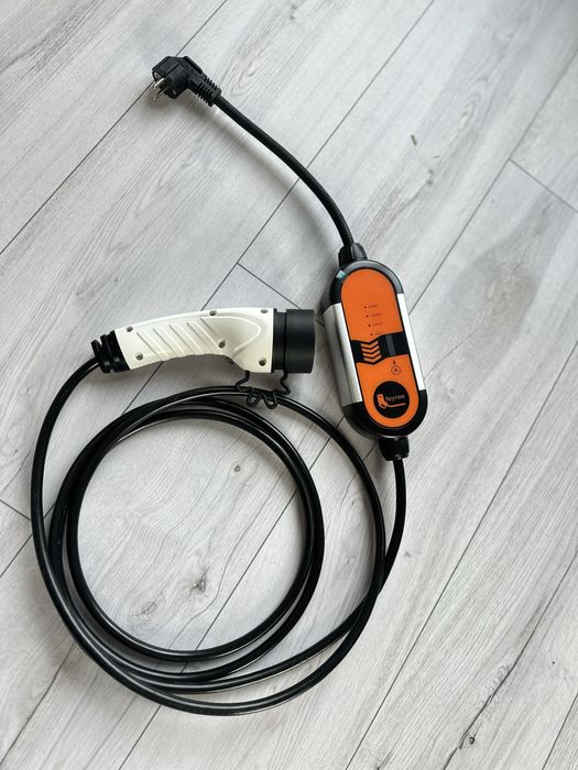 Зарядка для автомобіля type 2