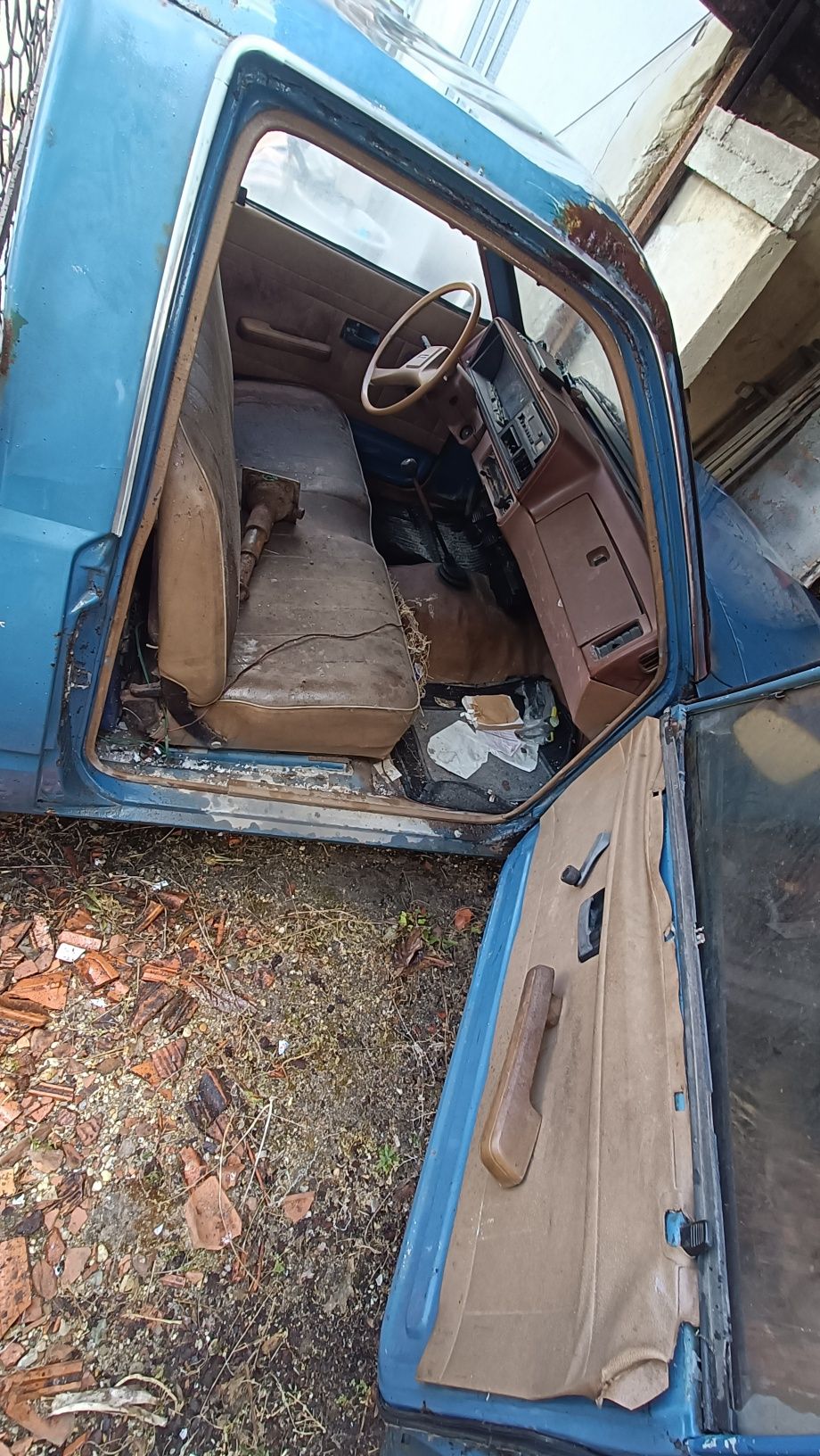 Carrinha caixa aberta Bedford KBD 26 1982
