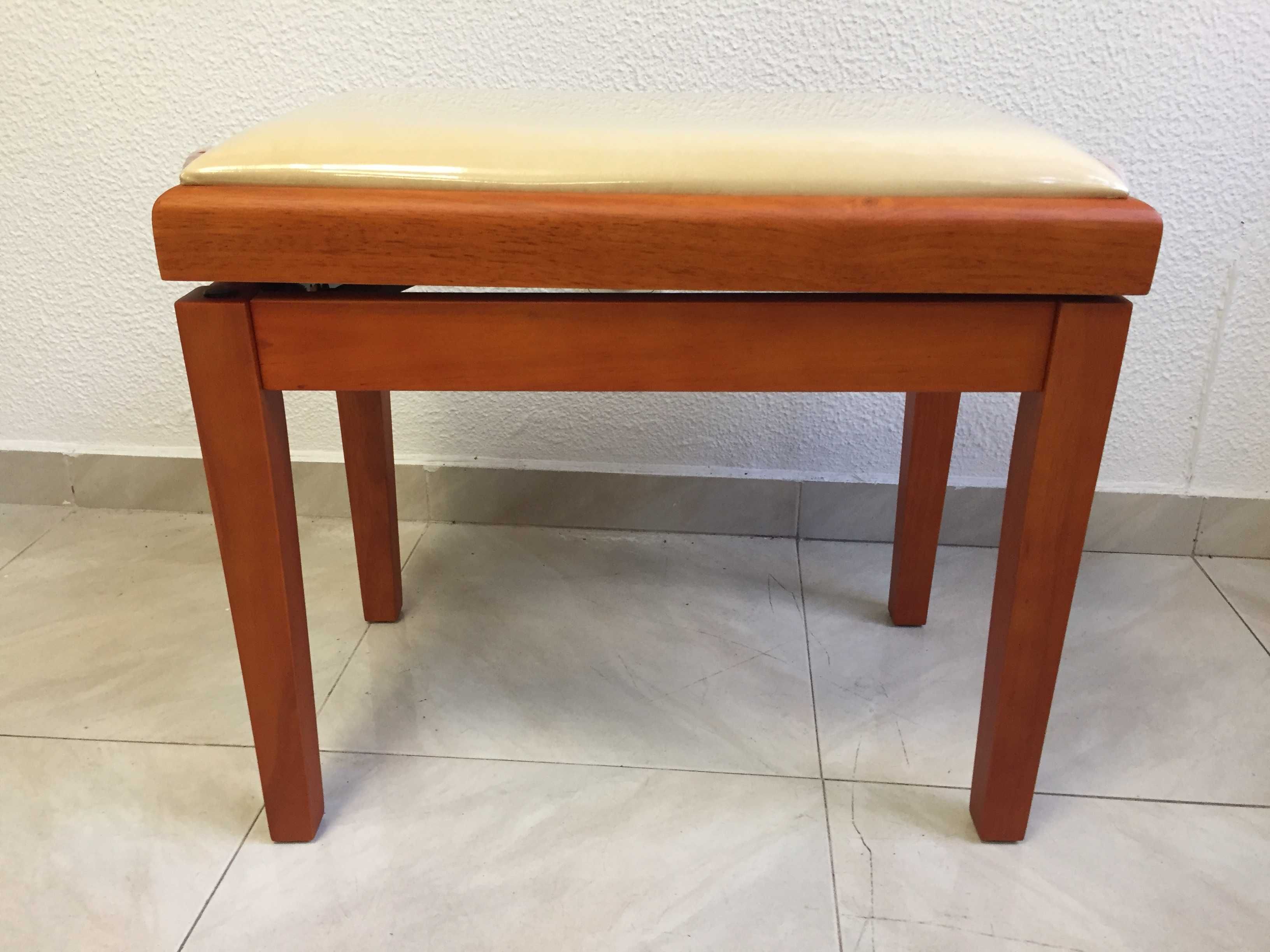 Banco de Piano Novo / Piano Stool/Bench New - 2 cores