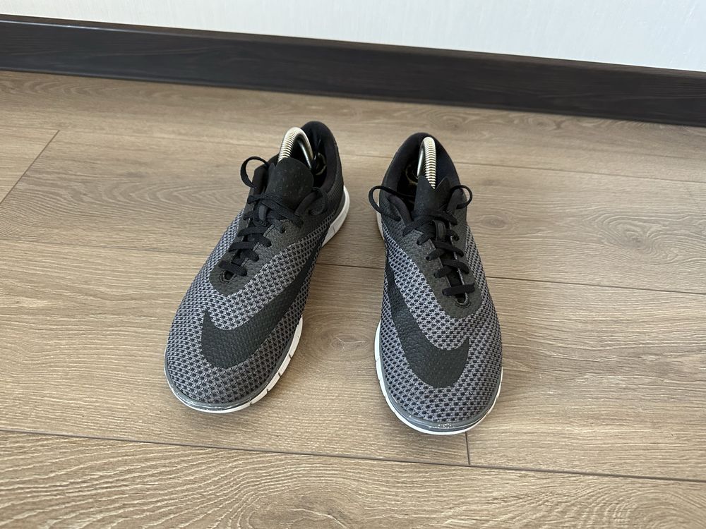 Кросівки для спорта Nike 43 розмір