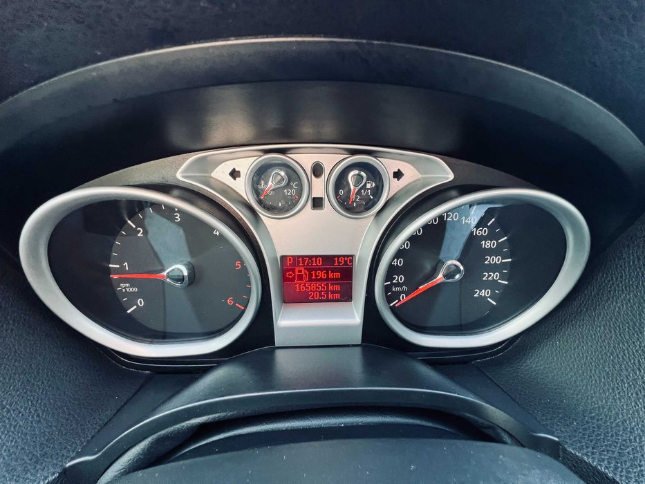 Ford Kuga 2.0 TDCi | 140 к.с. | 6-ст. автомат | 2011