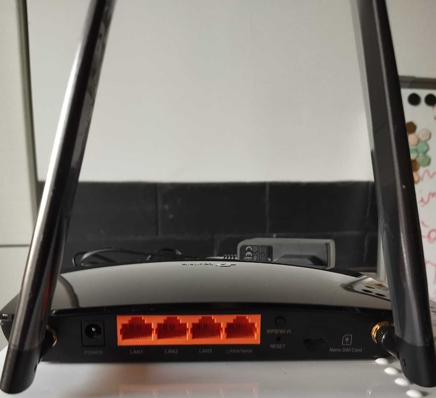 Router 4G tp-link Archer MR202 (como novo)