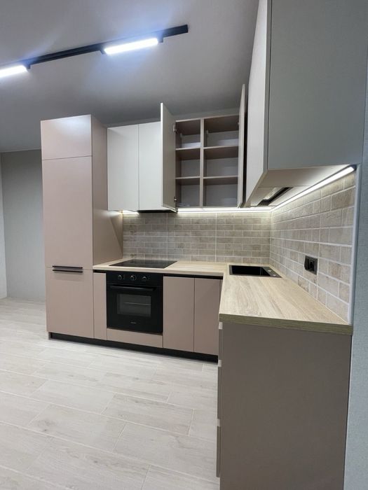 Продам двокімнатну квартиру 61 м/кв 3/9п в ЖК Гідропарк pp3