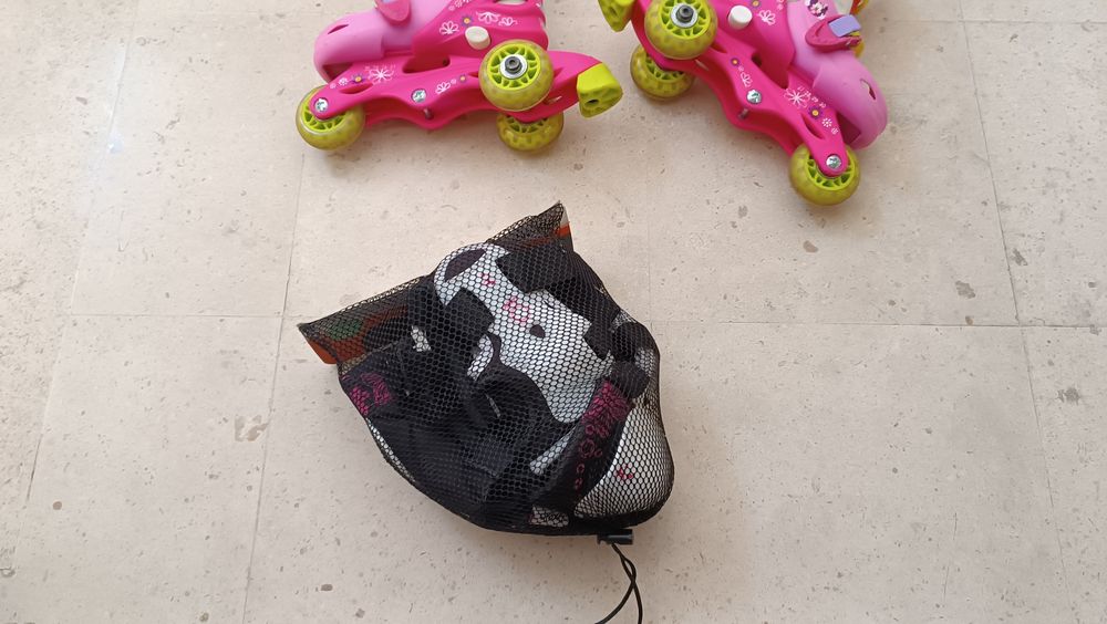 Patins infantis 3 rodas (extensíveis 27 a 30)  e proteções