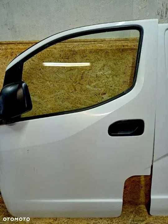 Nissan NV200 NV 200 drzwi lewy lewe przód tył przesuwne białe