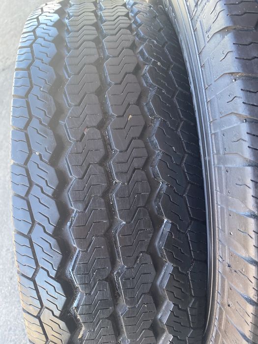 215/75/16C M+S Continental 2шт