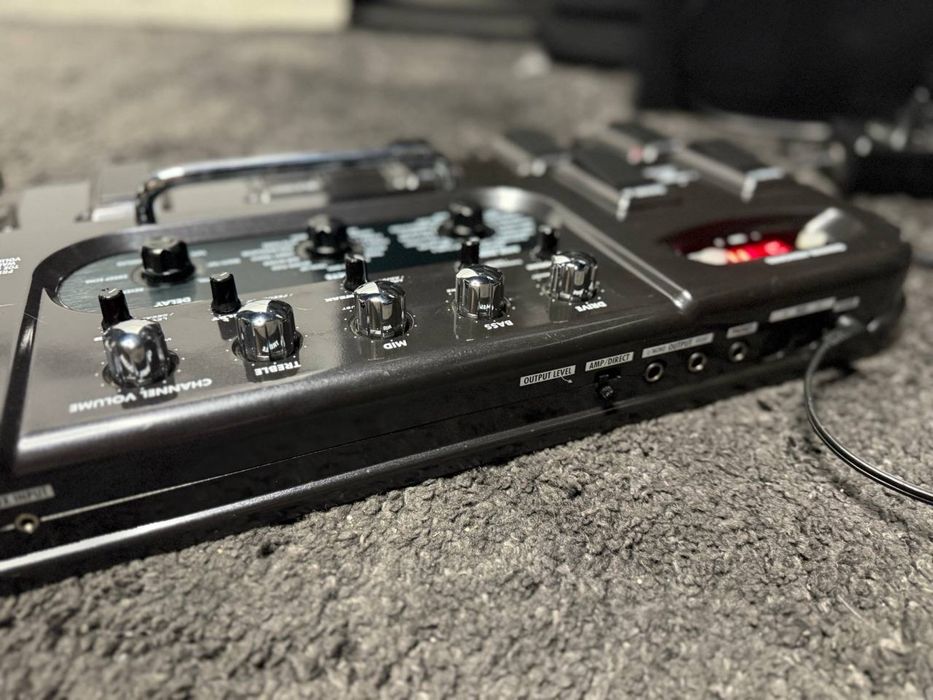 Line 6 Floor POD Plus гітарний процесор