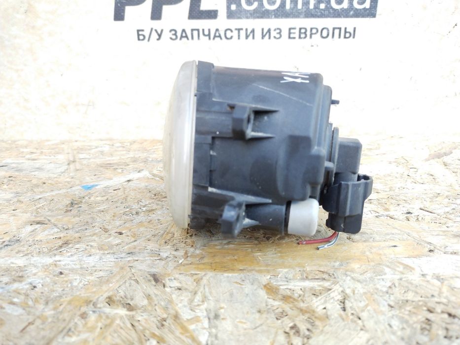 Toyota Yaris II 06-09 Avensis T25 Rav4 III Auris туманка левая