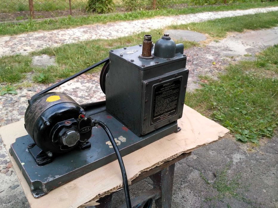 Вакуумний насос різних виробників